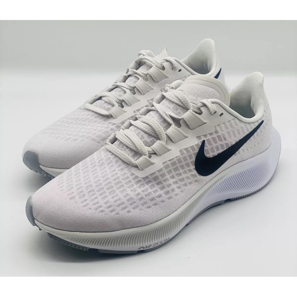 Nike Shoes - Women’s Nike Air Zoom Pegasus 37 Sneakers